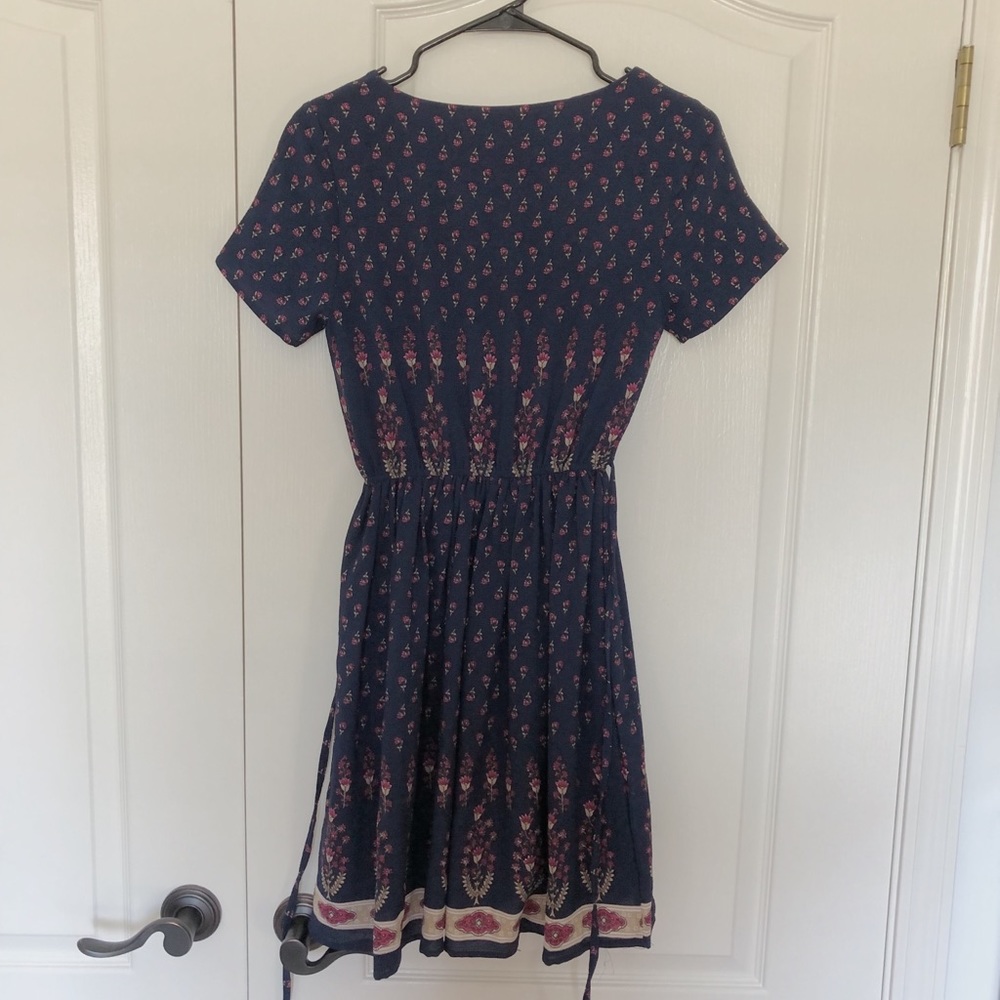 159 MA BOUTIQUE✨Navy Blue Floral A-Line Crew Neck Short Sleeve Dress Size Small